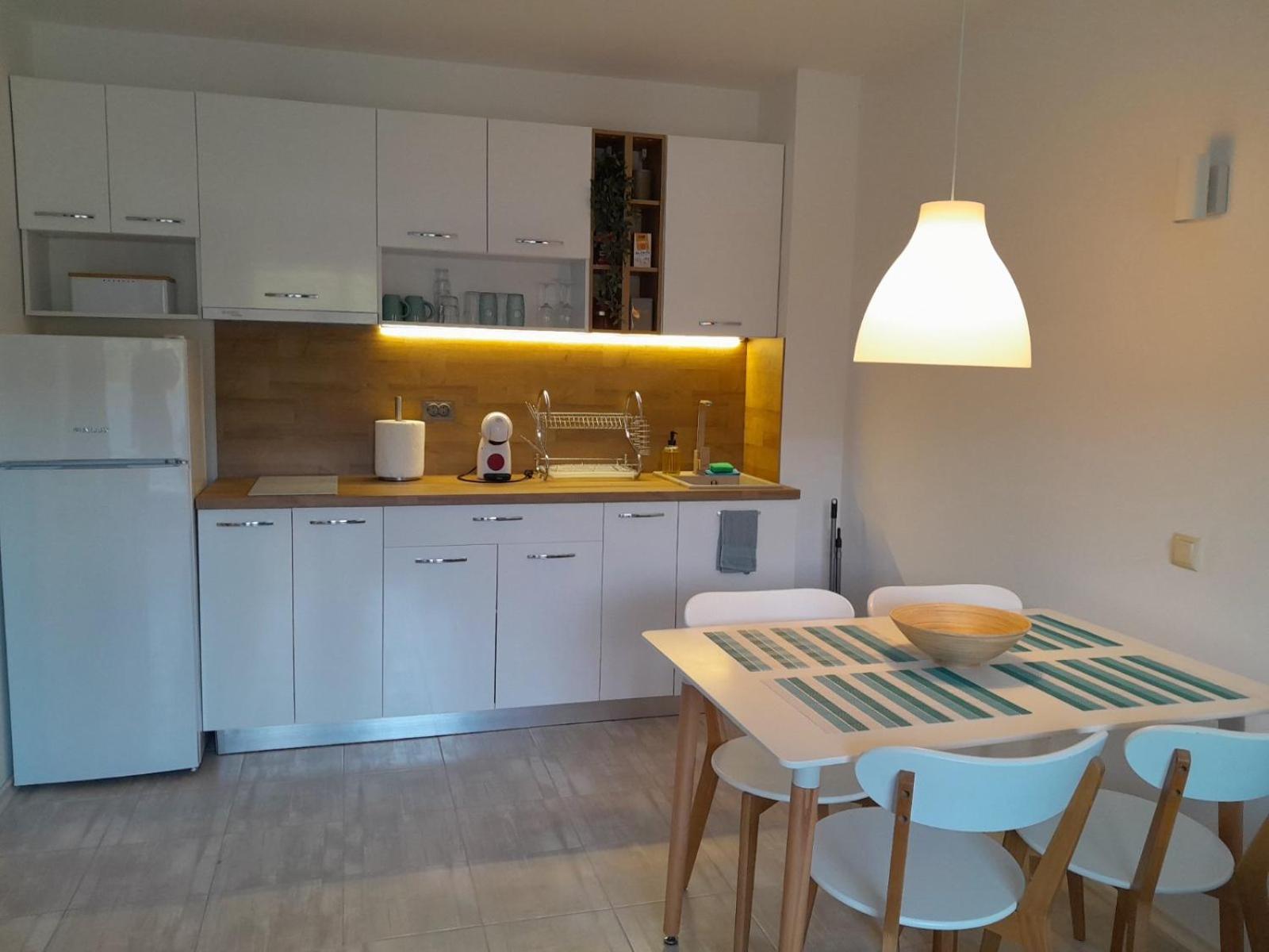 Lilly Apartment Каваци, Созопол Экстерьер фото