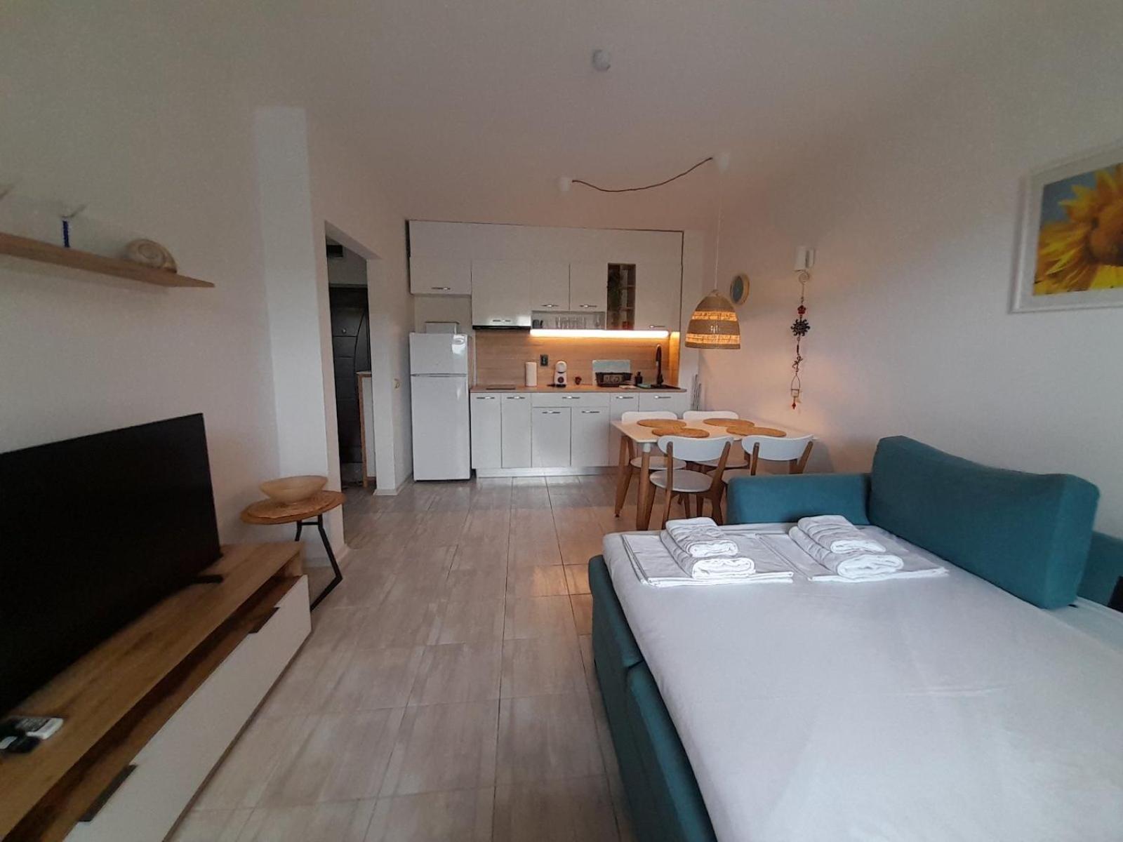 Lilly Apartment Каваци, Созопол Экстерьер фото